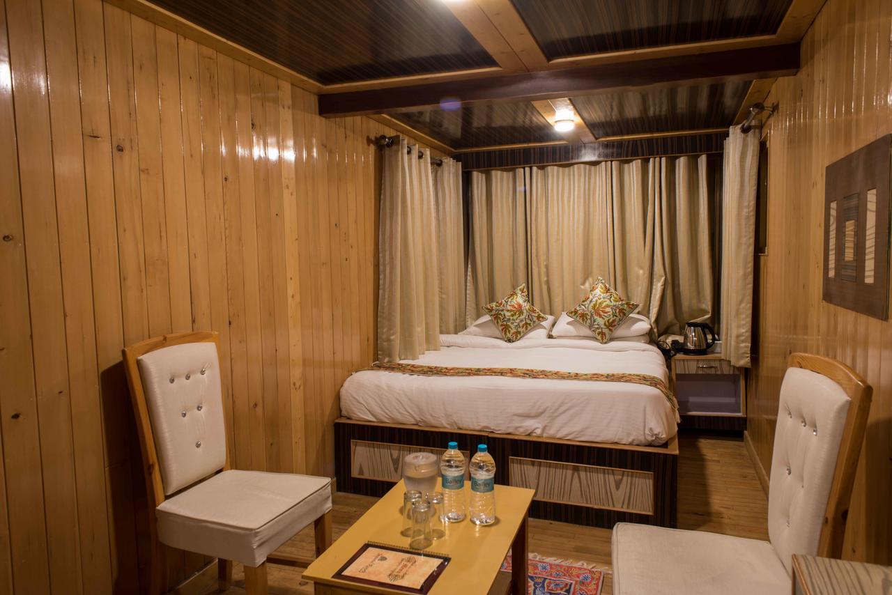 Hotel Imperial Resorts Sonāmarg Exteriér fotografie